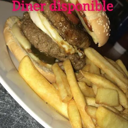 בית הארחה Le Merey