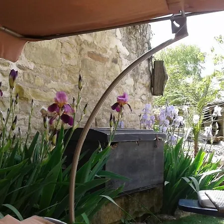 Le Merey בית הארחה *